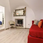 Navona Wooow Apartment 5 Minutes Walk